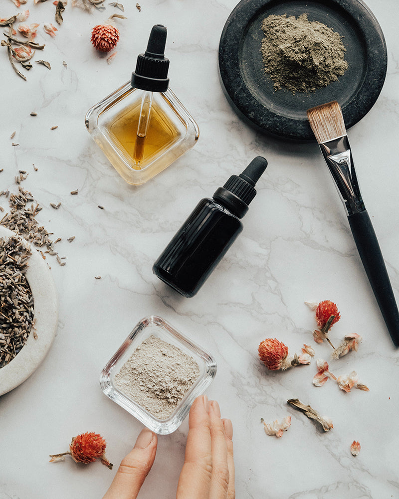 valhéa beauty, cosmétique naturelle luxe, produits soins luxe, soin haut de gamme, cosmétique made france, produits beauté femme, produit made sud france, cosmétique fabrication française, soin extrait plante naturel, gamme soin efficace