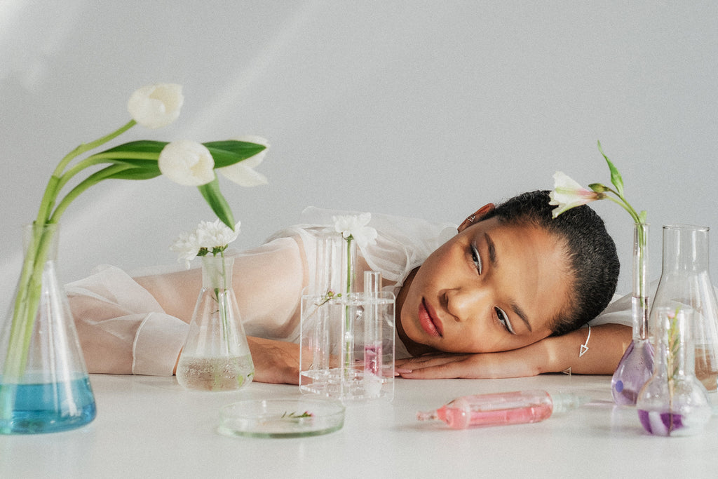 valhéa beauty, cosmétique naturelle luxe, soin haut de gamme, cosmétique made france, produits beauté femme, produits naturels visage, cosmétique fabrication française, phyto-cosmétologie, principes actifs naturels, savon artisanal naturel